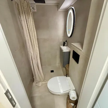 Seaside Demisol Apartment *