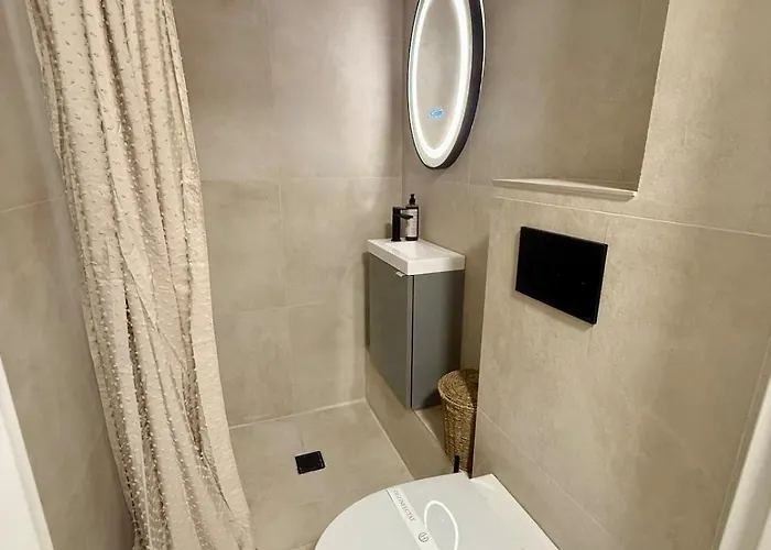 アパート Seaside Demisol